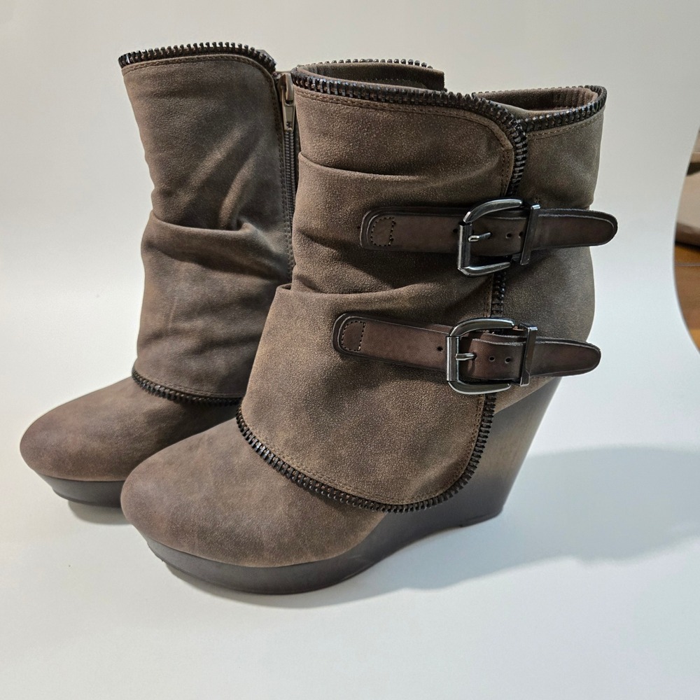 Not Rated Womens Taupe Brown Wedge Ankle Boots Buckle Zipper NRLB0191-277 Size 9